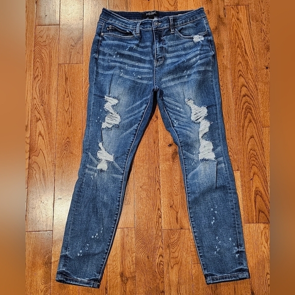 Judy Blue Denim - Judy Blue Skinny Fit Distressed Jeans Size 13